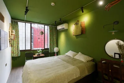 One-Bedroom Apartment with View — Leng Viethome - Phùng Hưng - Trainstreet - Hanoi Old Quater